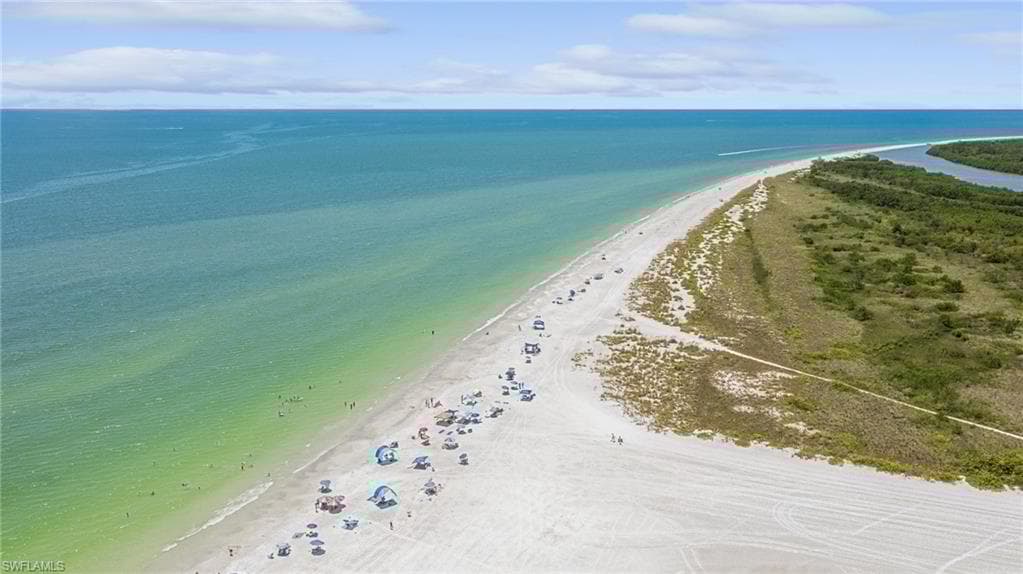 260 Seaview Ct 601, Marco Island, FL 34145-35