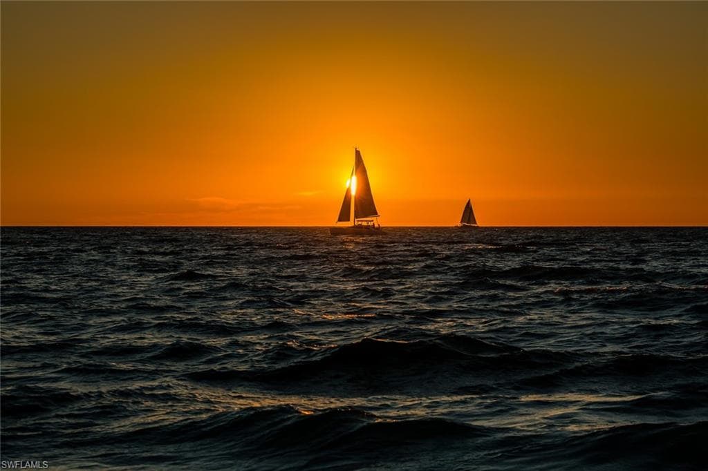 260 Seaview Ct 601, Marco Island, FL 34145-40