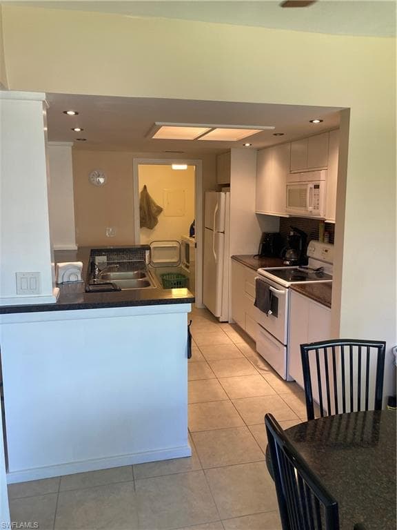 64 4th St B201, Bonita Springs, FL 34134-4