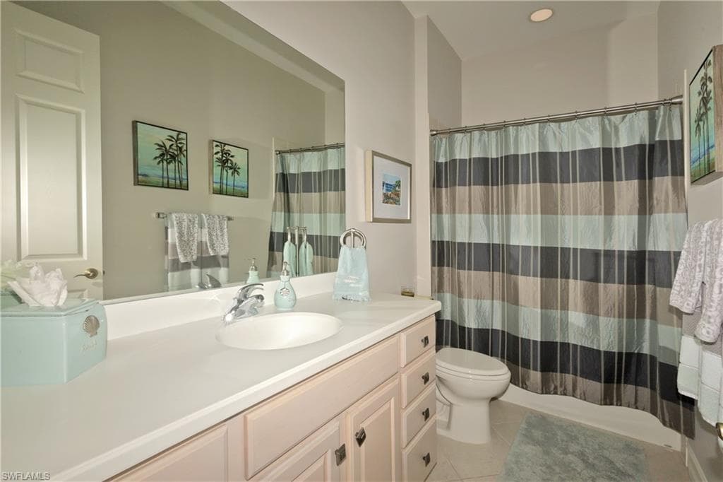 10221 Bellavista Cir 203, Miromar Lakes, FL 33913-15