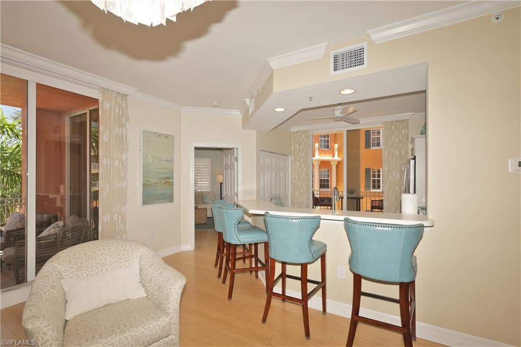 451 Bayfront Pl 5402, Naples, FL 34102-9