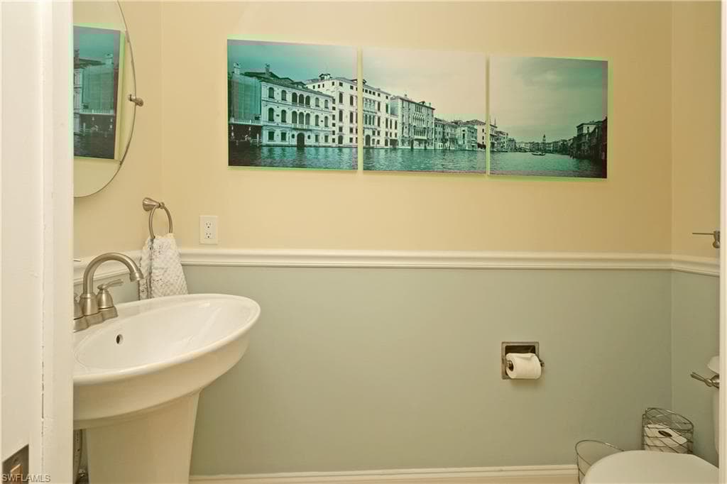451 Bayfront Pl 5402, Naples, FL 34102-18
