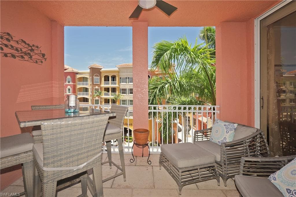 451 Bayfront Pl 5402, Naples, FL 34102-20