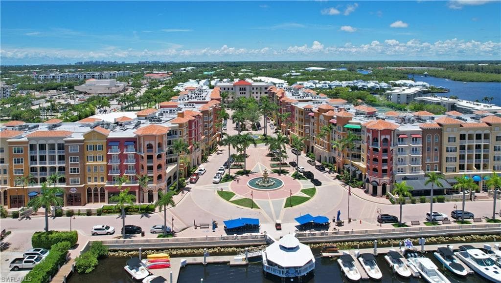 451 Bayfront Pl 5402, Naples, FL 34102-2
