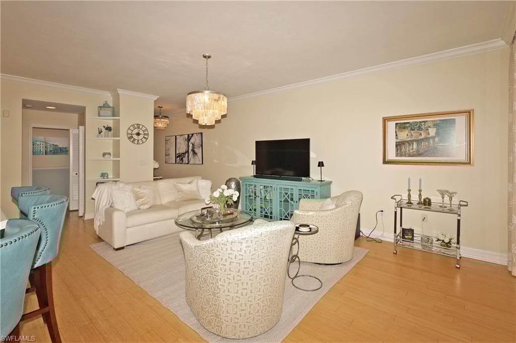 451 Bayfront Pl 5402, Naples, FL 34102-7