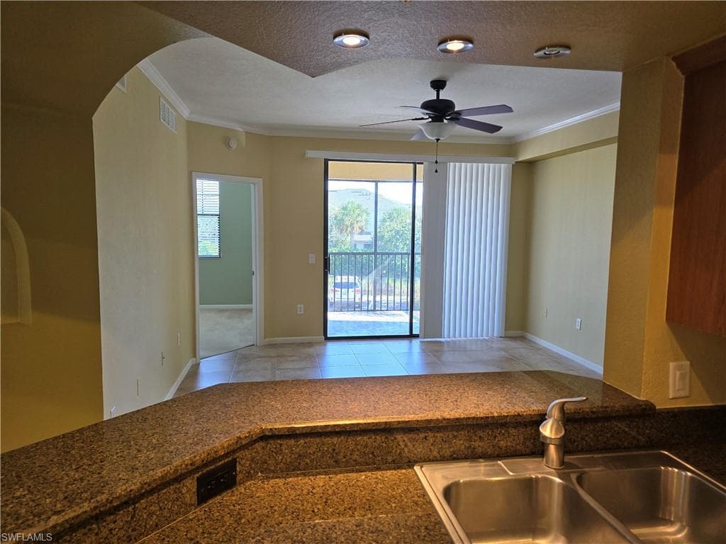 12940 Positano Cir 201, Naples, FL 34105-9