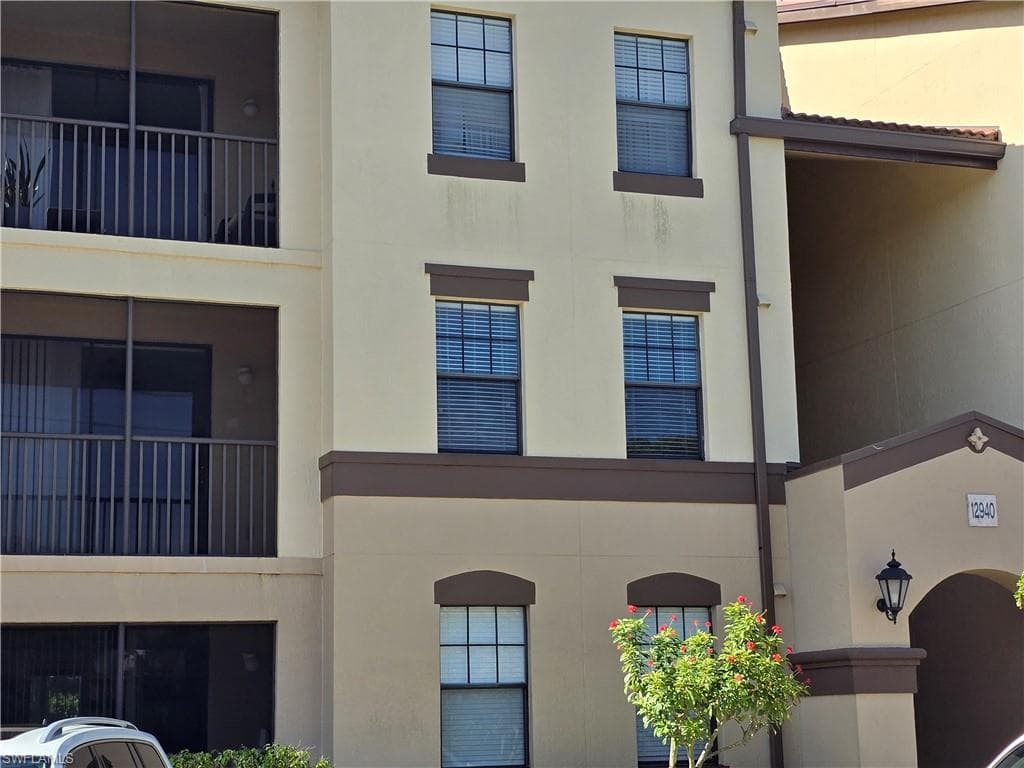 12940 Positano Cir 201, Naples, FL 34105-26