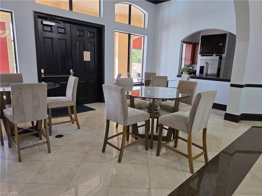 12940 Positano Cir 201, Naples, FL 34105-34