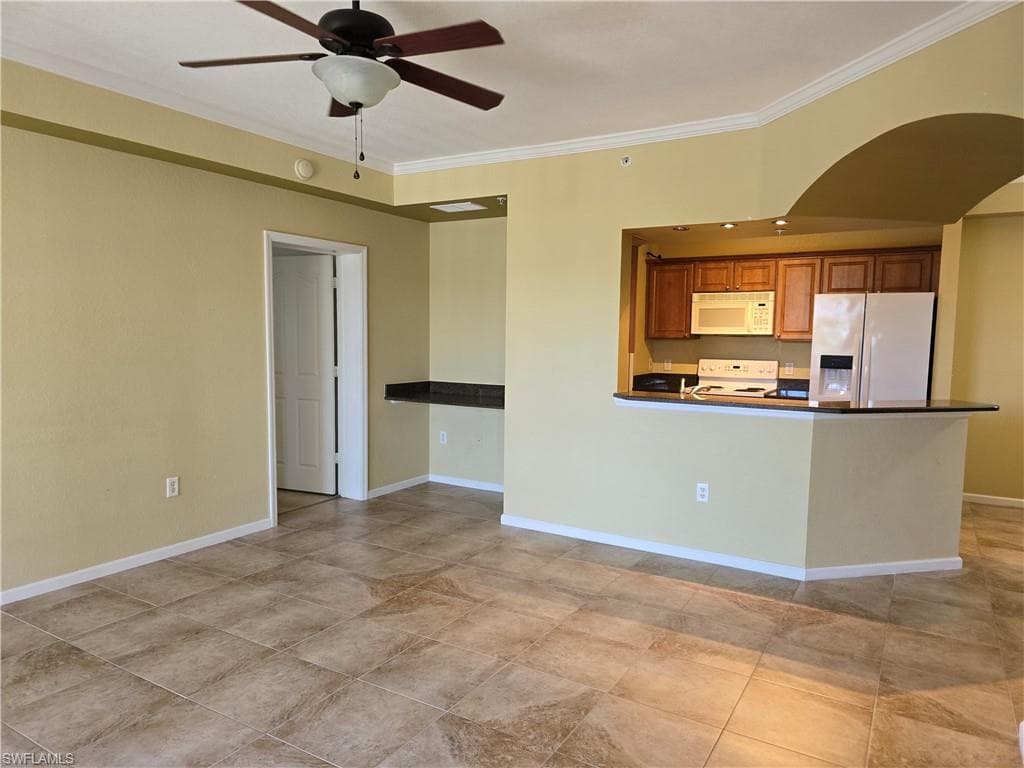 12940 Positano Cir 201, Naples, FL 34105-3