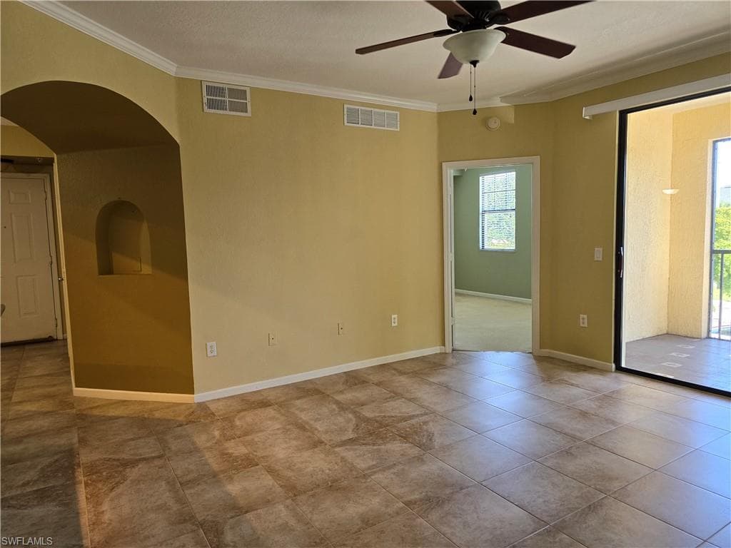 12940 Positano Cir 201, Naples, FL 34105-5