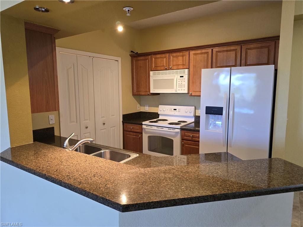 12940 Positano Cir 201, Naples, FL 34105-8