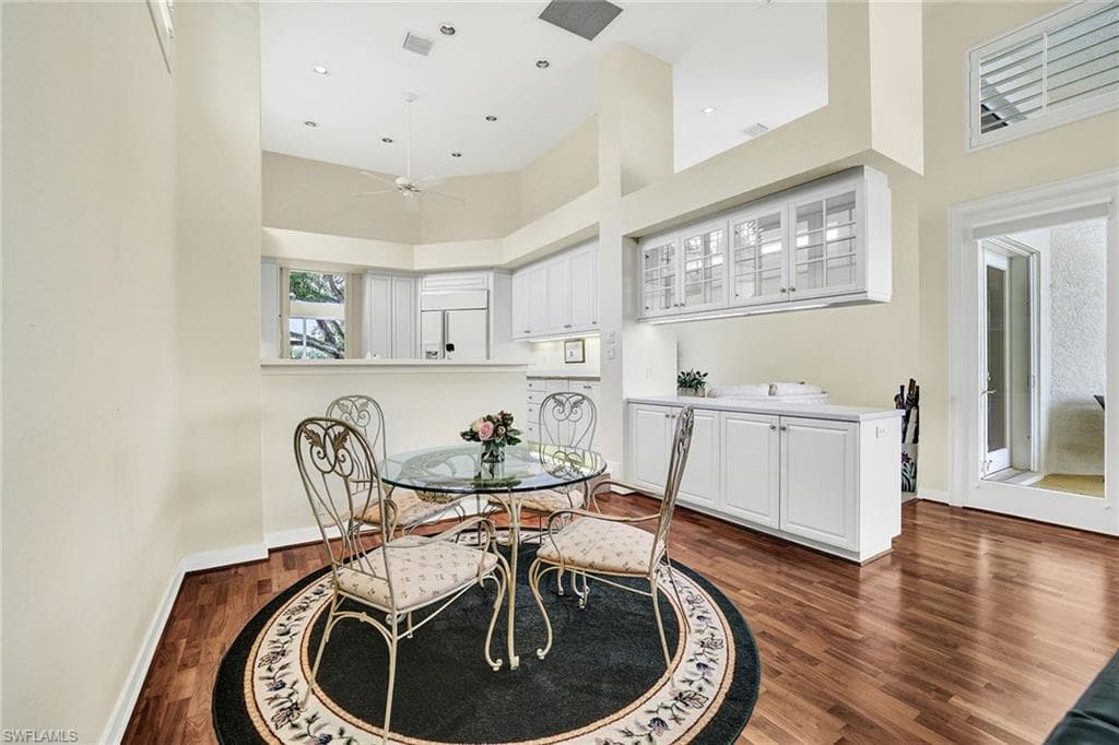 7964 Grand Bay Dr 8, Naples, FL 34108-12