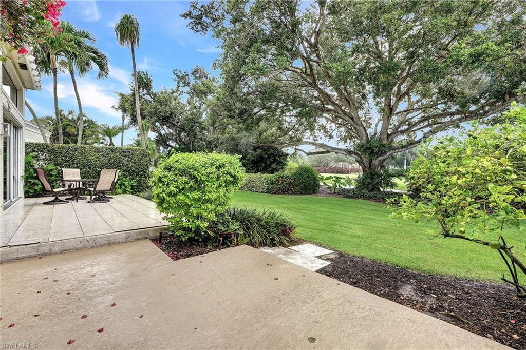 7964 Grand Bay Dr 8, Naples, FL 34108-30