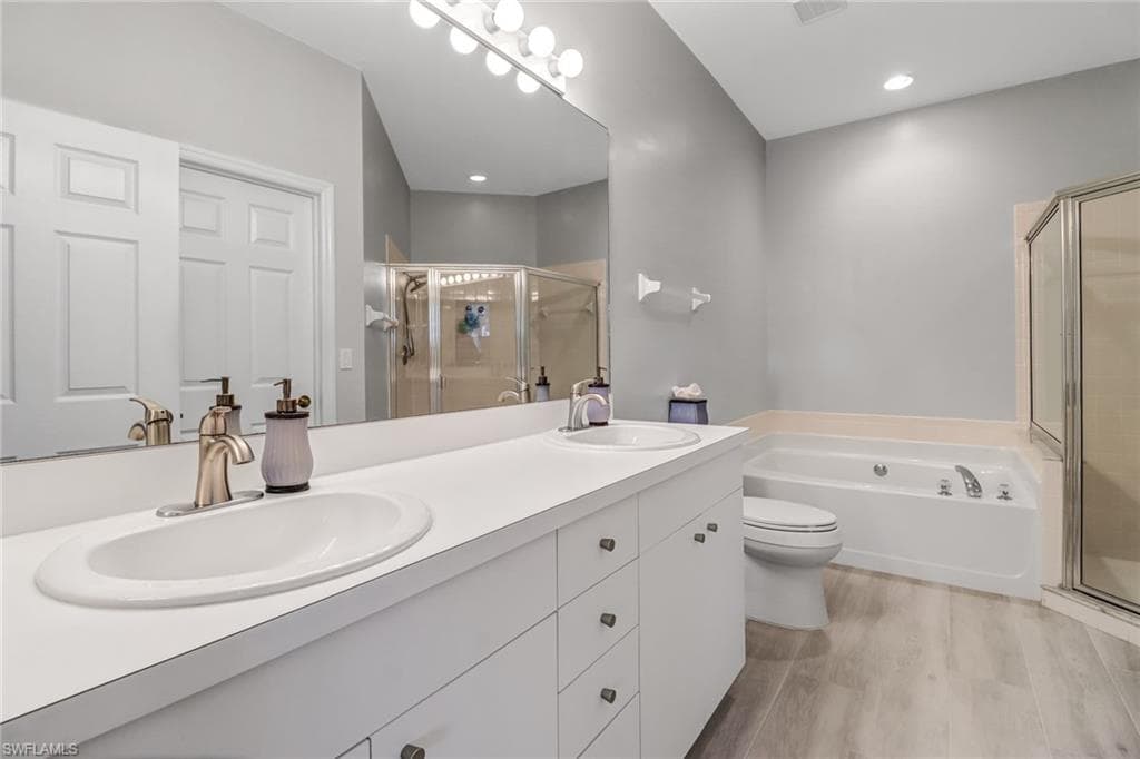 3357 Wildwood Lake Cir, Bonita Springs, FL 34134-46