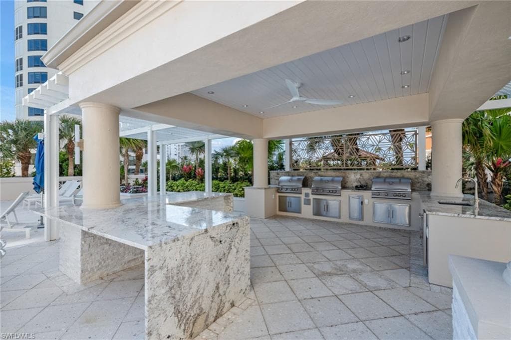 4255 Gulf Shore Blvd N 1403, Naples, FL 34103-32