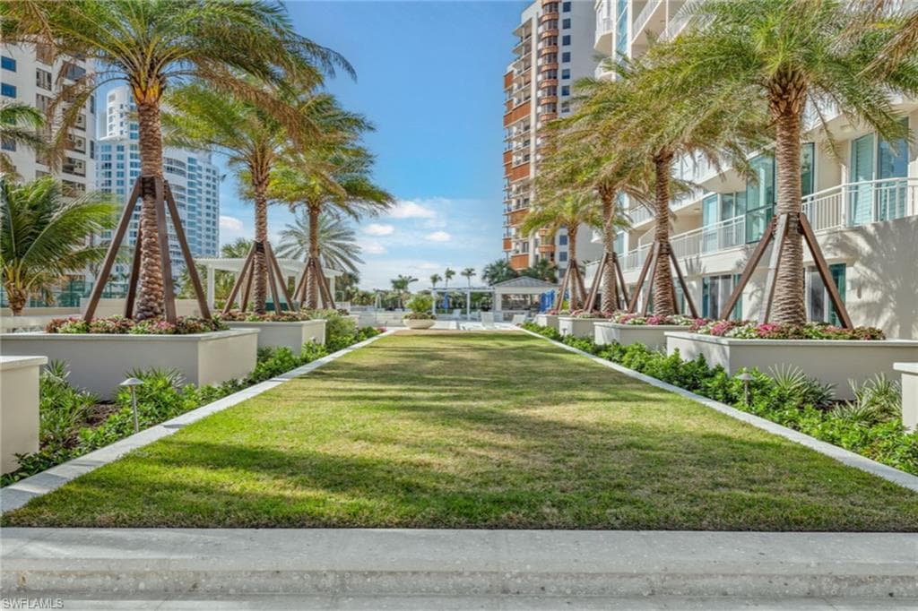 4255 Gulf Shore Blvd N 1403, Naples, FL 34103-36