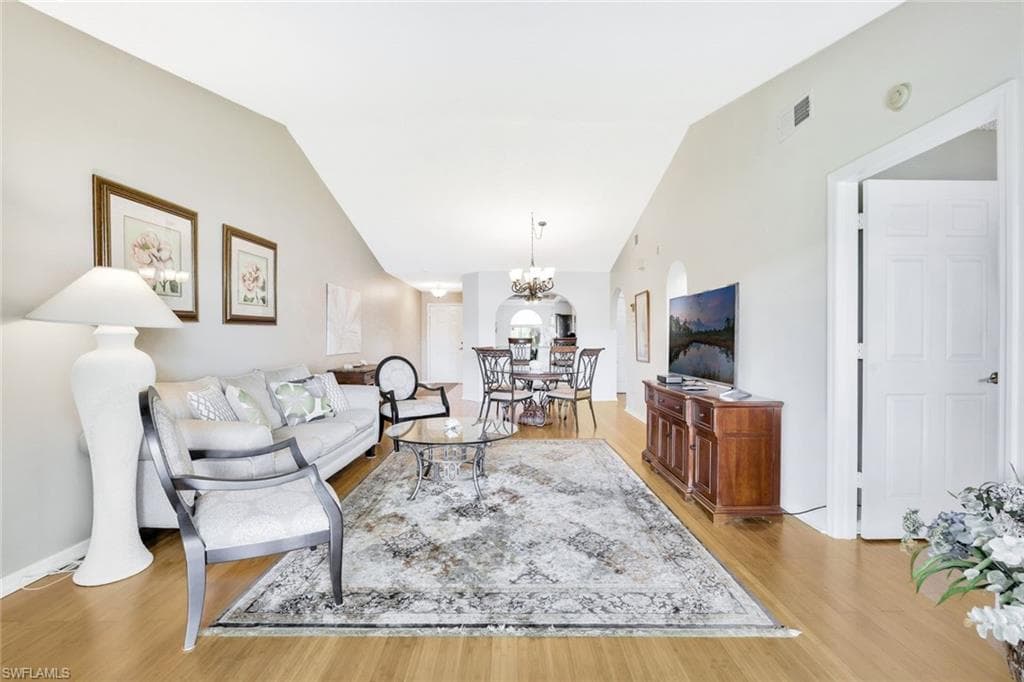 505 Mardel Dr 109, Naples, FL 34104-3