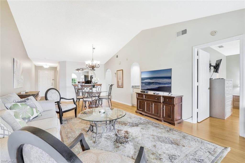 505 Mardel Dr 109, Naples, FL 34104-4