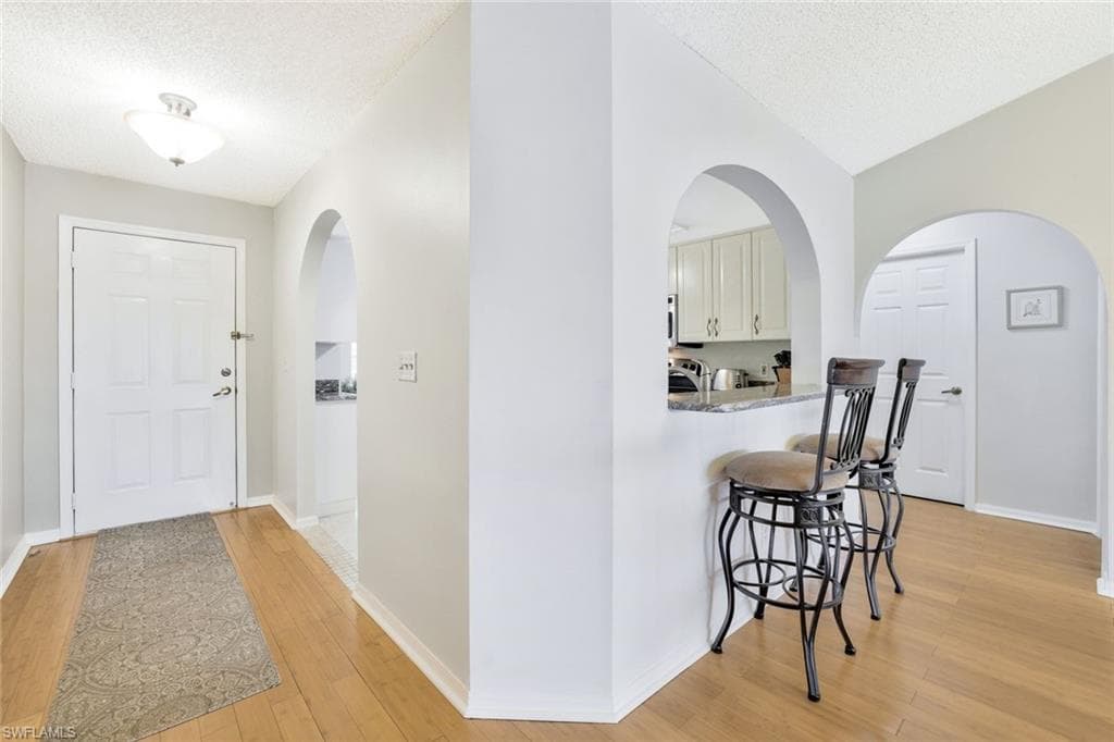 505 Mardel Dr 109, Naples, FL 34104-6