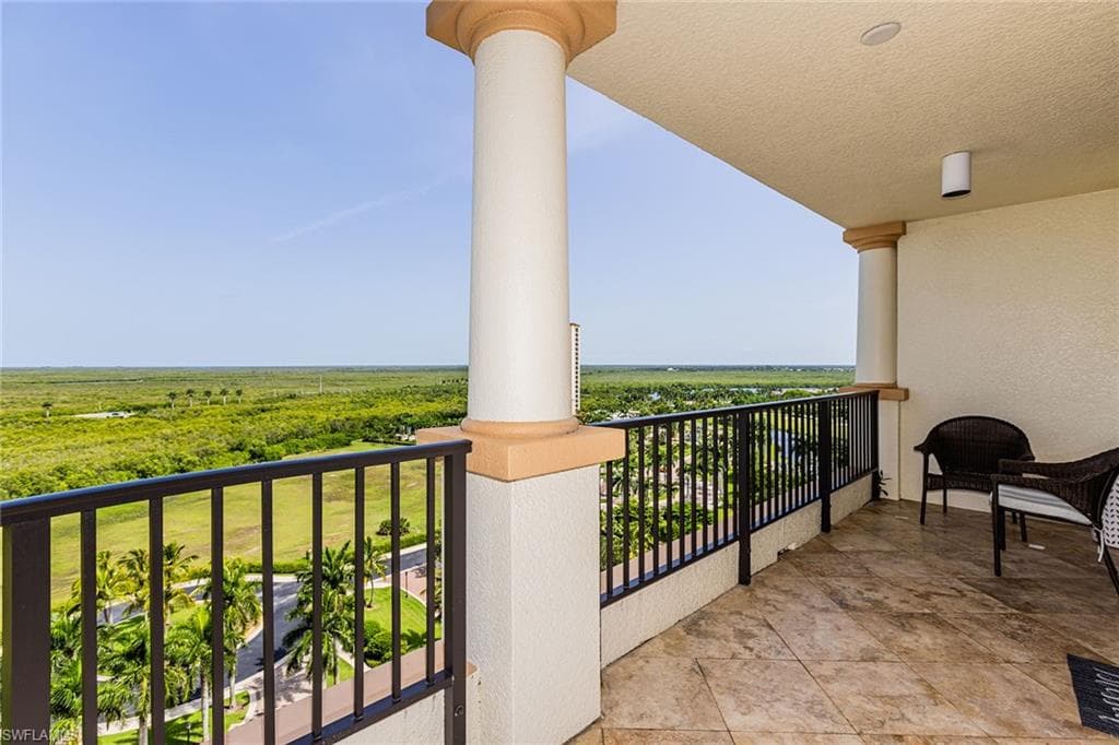 1050 Borghese Ln 1203, Naples, FL 34114-19