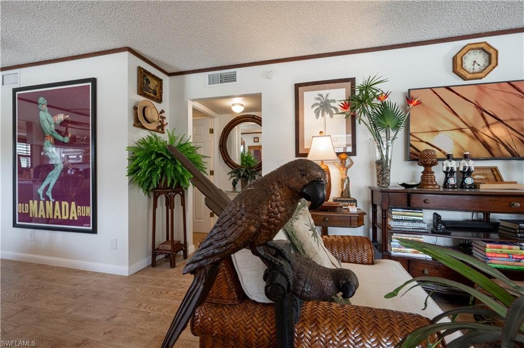 1100 8th Ave S A205, Naples, FL 34102-10