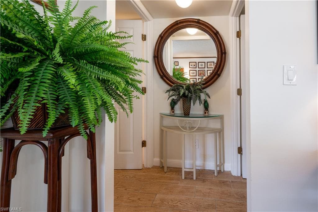 1100 8th Ave S A205, Naples, FL 34102-18