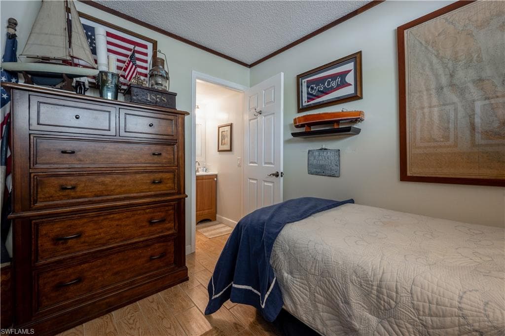 1100 8th Ave S A205, Naples, FL 34102-24