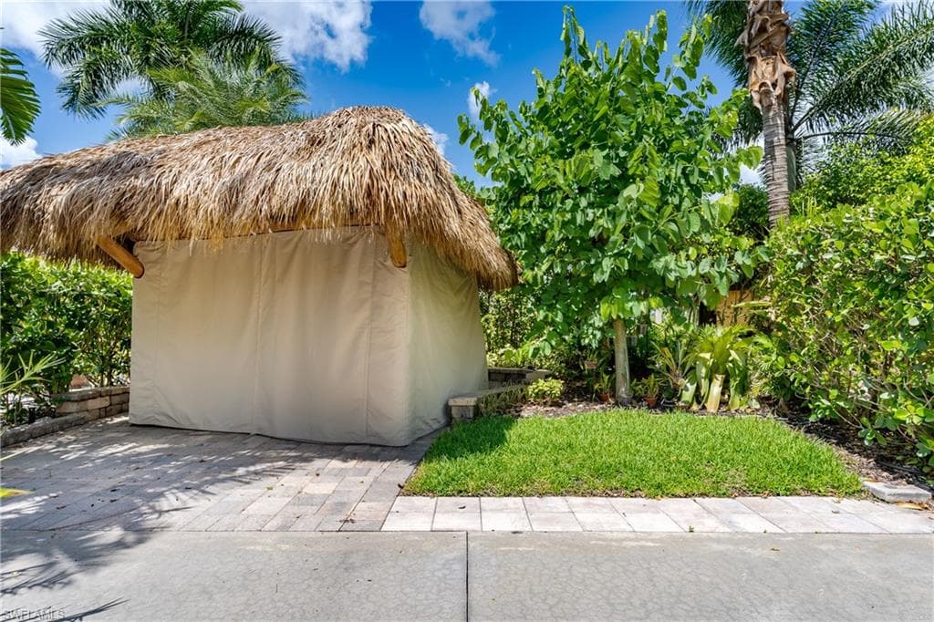 13573 Snapper Ln, Naples, FL 34114-10
