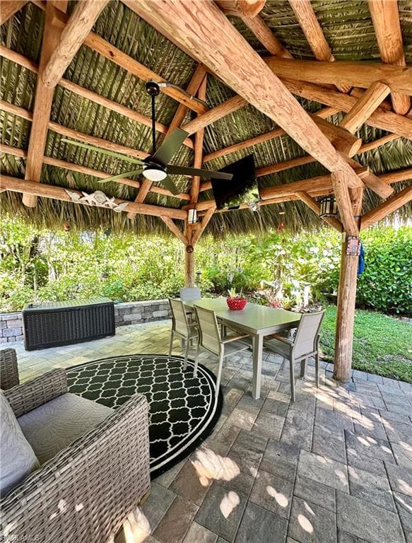 13573 Snapper Ln, Naples, FL 34114-13