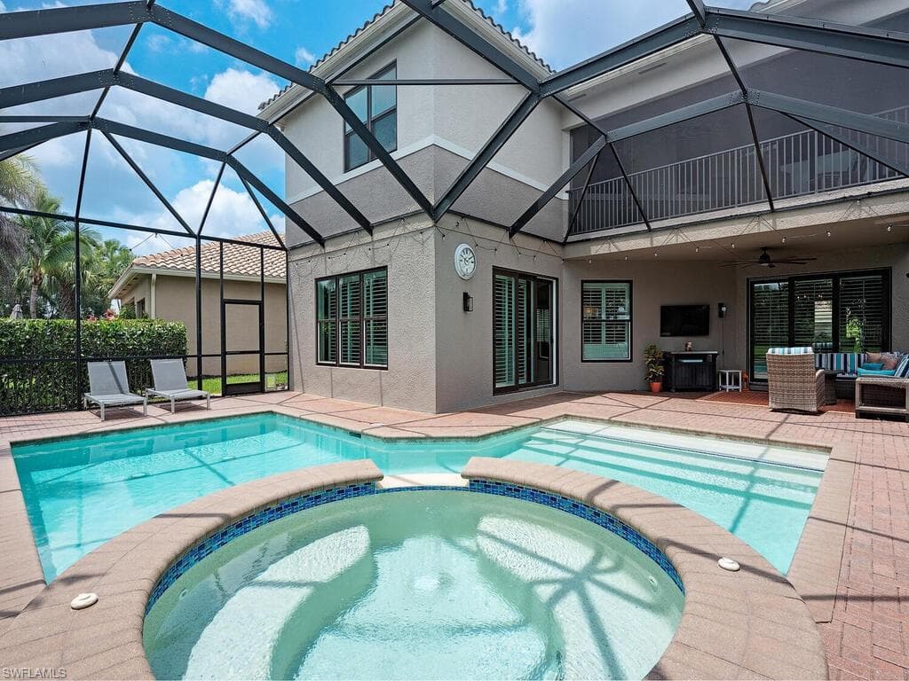 3602 Santaren Ct, Naples, FL 34119-4