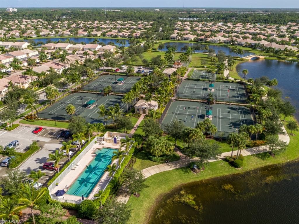 7857 Umberto Ct, Naples, FL 34114-29