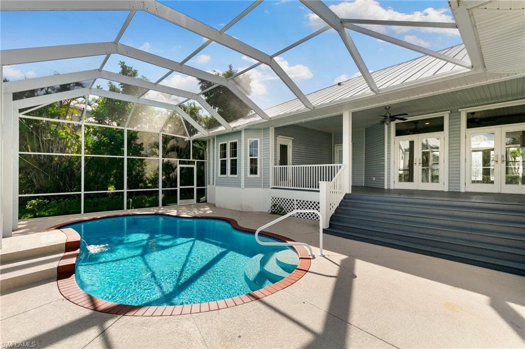 18210 Chesapeake Ct, Fort Myers, FL 33908-2