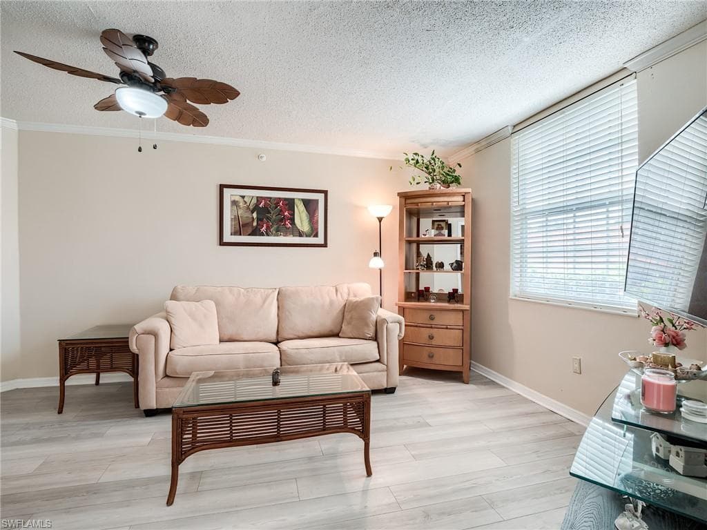 8736 River Homes Ln 7105, Bonita Springs, FL 34135-9