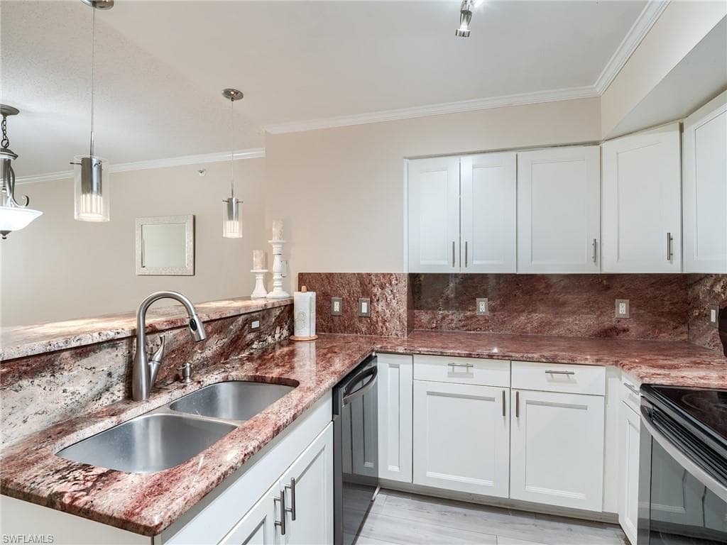 8736 River Homes Ln 7105, Bonita Springs, FL 34135-6