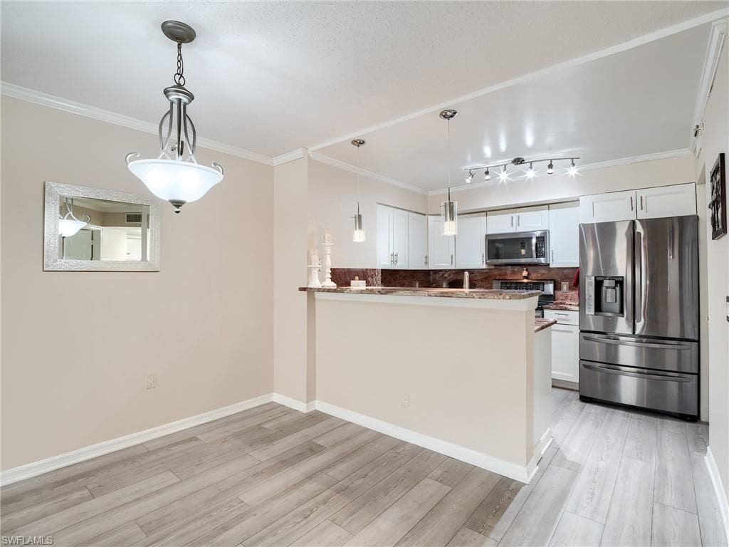8736 River Homes Ln 7105, Bonita Springs, FL 34135-7
