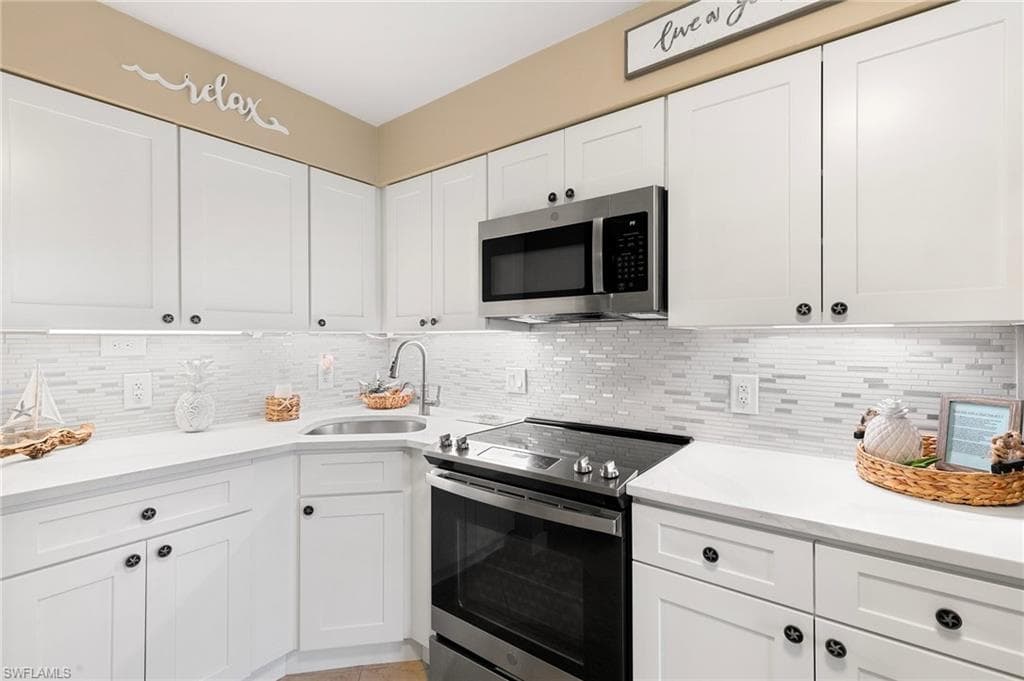1215 Edington Pl H3, Marco Island, FL 34145-11