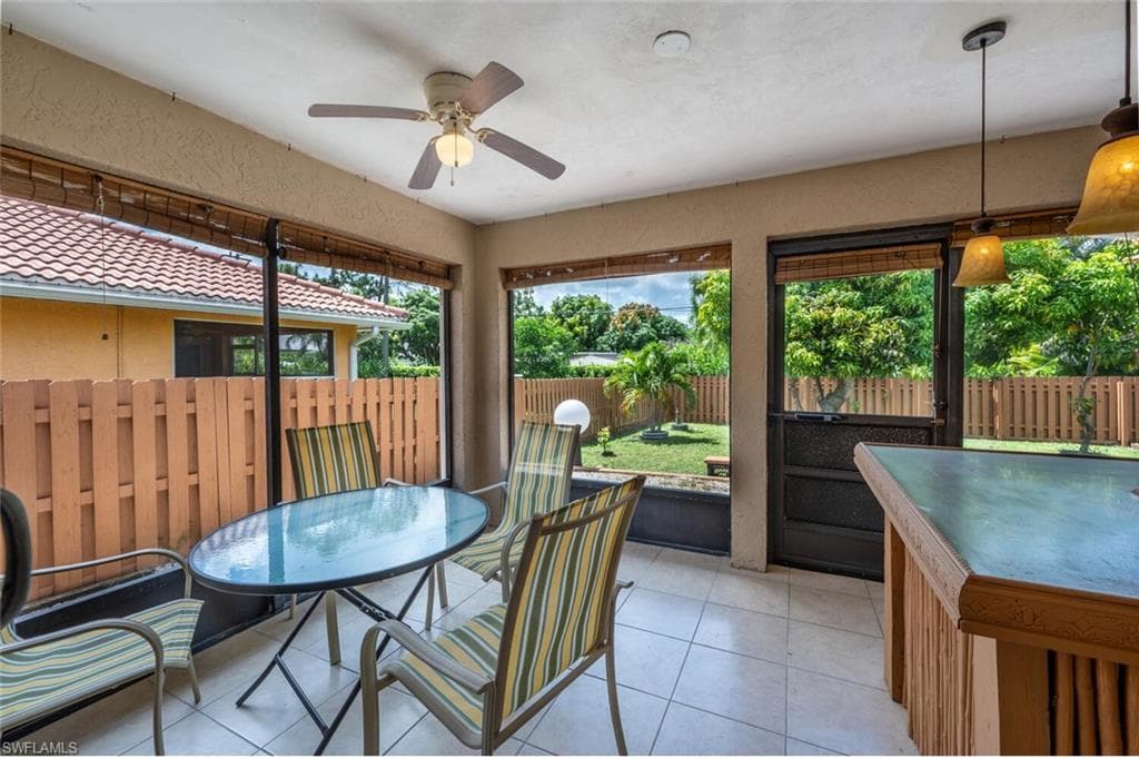 778 109th Ave N, Naples, FL 34108-28