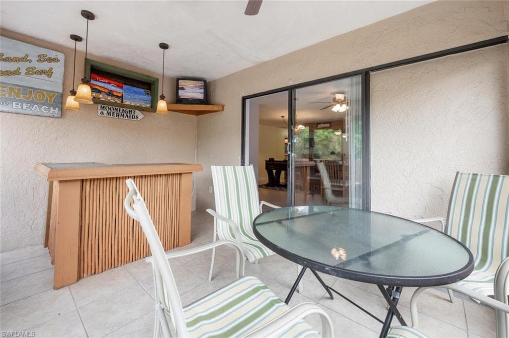 778 109th Ave N, Naples, FL 34108-30