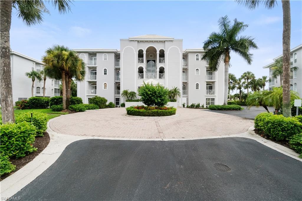 591 Audubon Blvd B-102, Naples, FL 34110-6