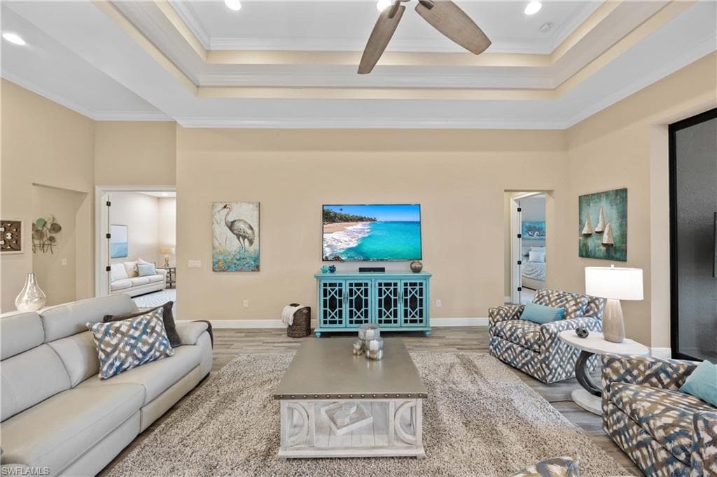 12402 Lockford Ln, Naples, FL 34120-11