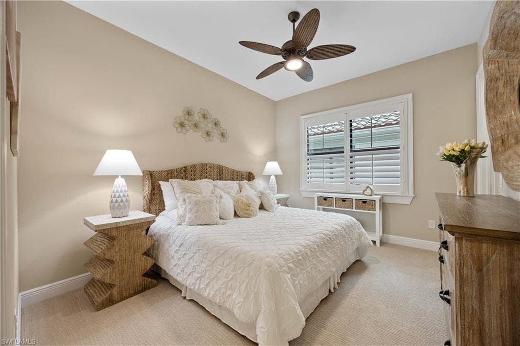 12402 Lockford Ln, Naples, FL 34120-22