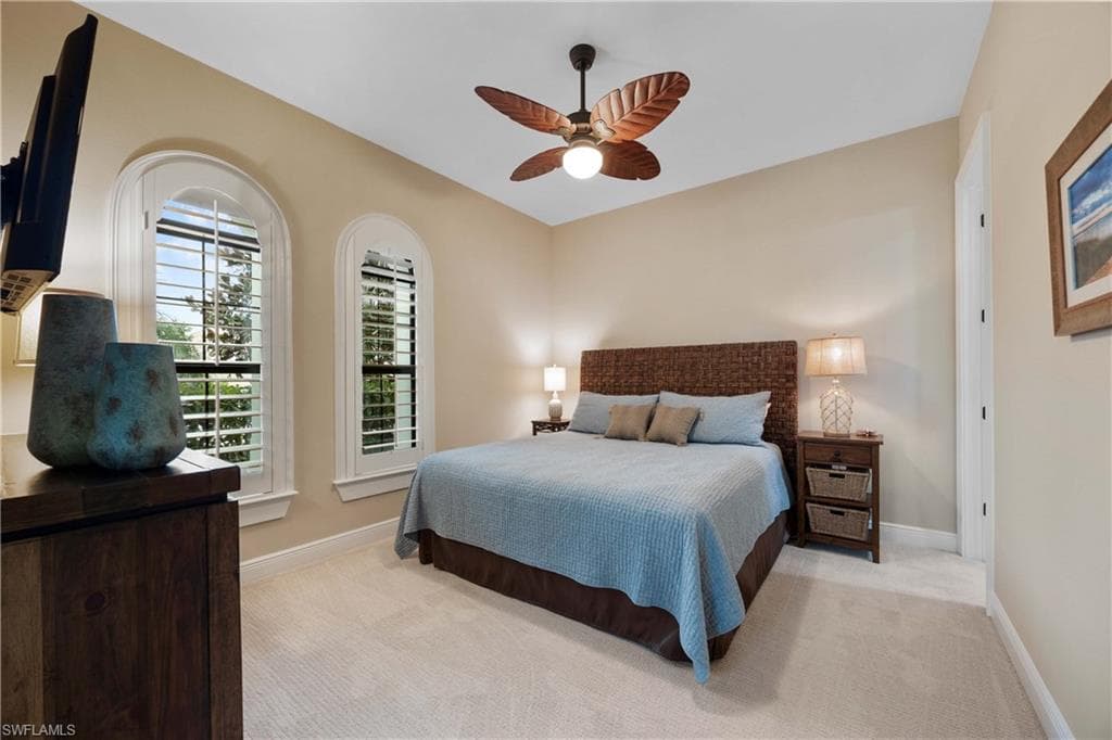 12402 Lockford Ln, Naples, FL 34120-23