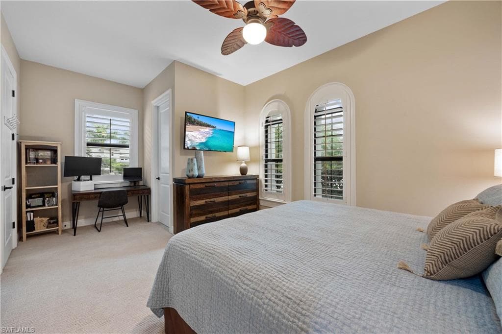 12402 Lockford Ln, Naples, FL 34120-24
