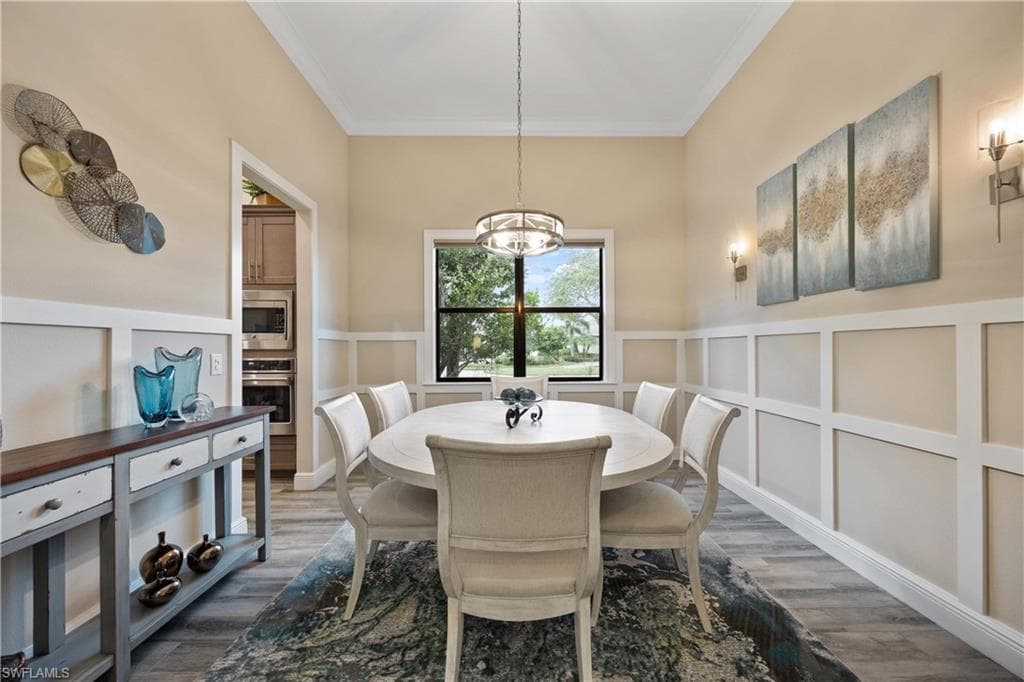 12402 Lockford Ln, Naples, FL 34120-26