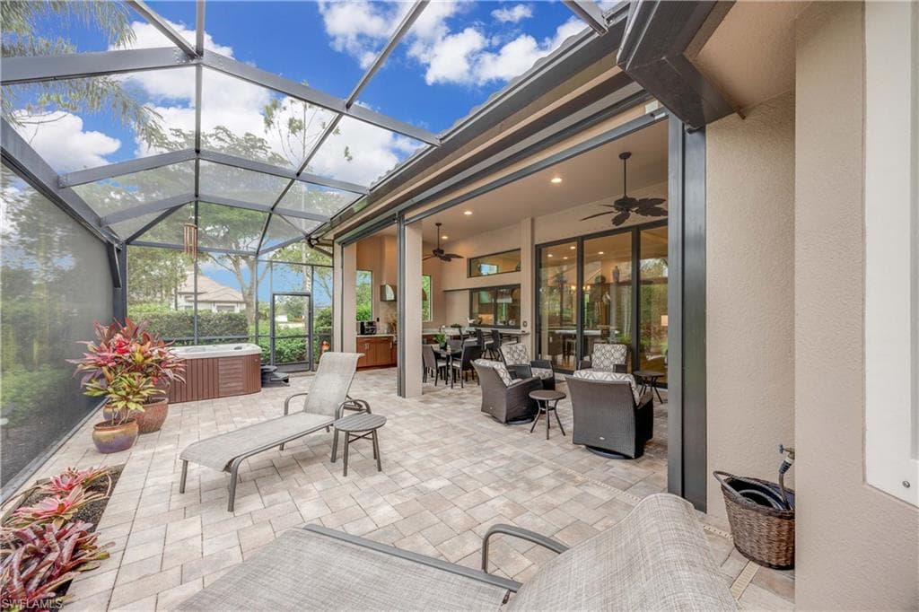 12402 Lockford Ln, Naples, FL 34120-31
