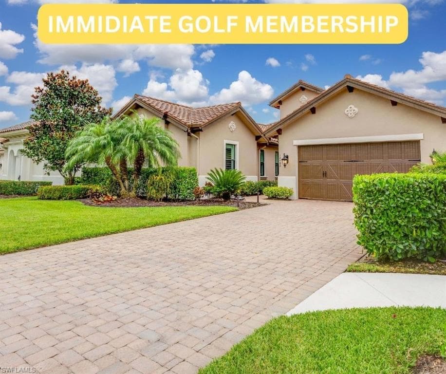 12402 Lockford Ln, Naples, FL 34120-2