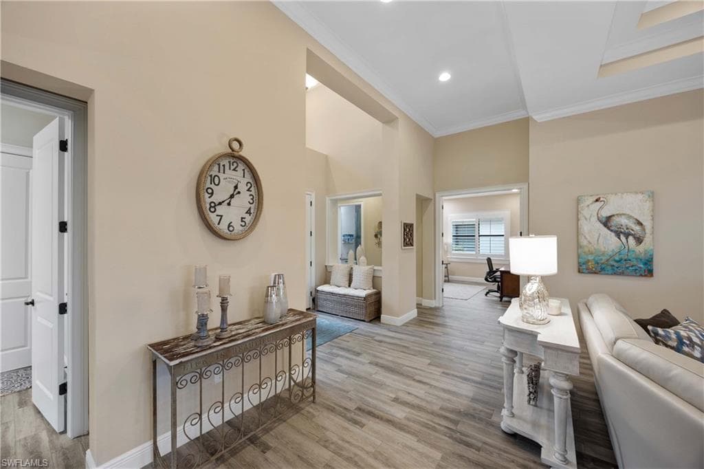12402 Lockford Ln, Naples, FL 34120-7