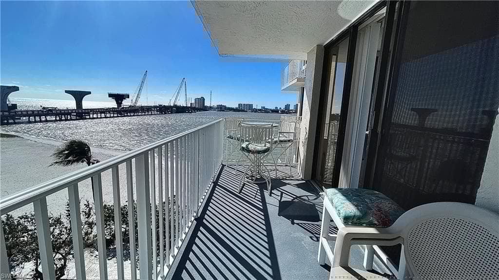 8701 Estero Blvd 301, Bonita Springs, FL 33931-18