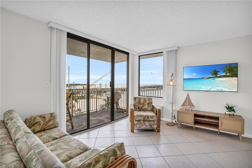 8701 Estero Blvd 301, Bonita Springs, FL 33931-7