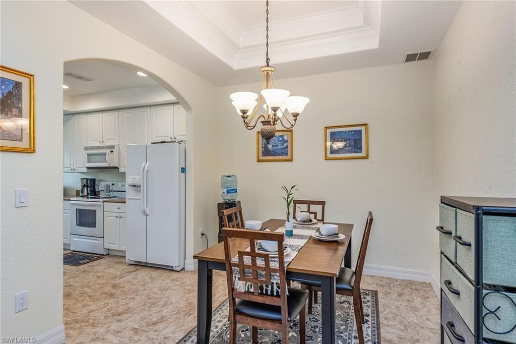 6031 Jonathans Bay Cir 401, Fort Myers, FL 33908-12